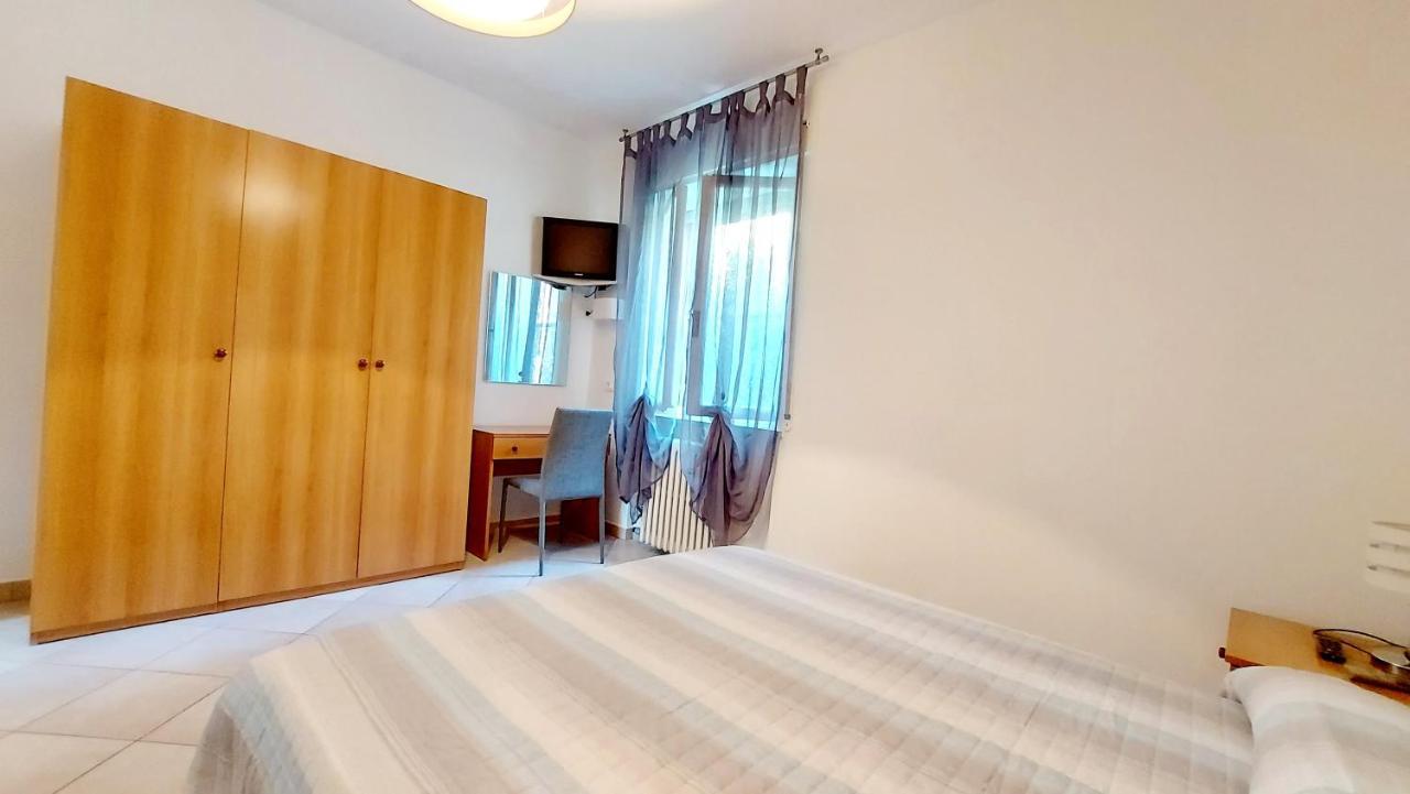 Narcisa Patio Apartment Bardolino Kültér fotó